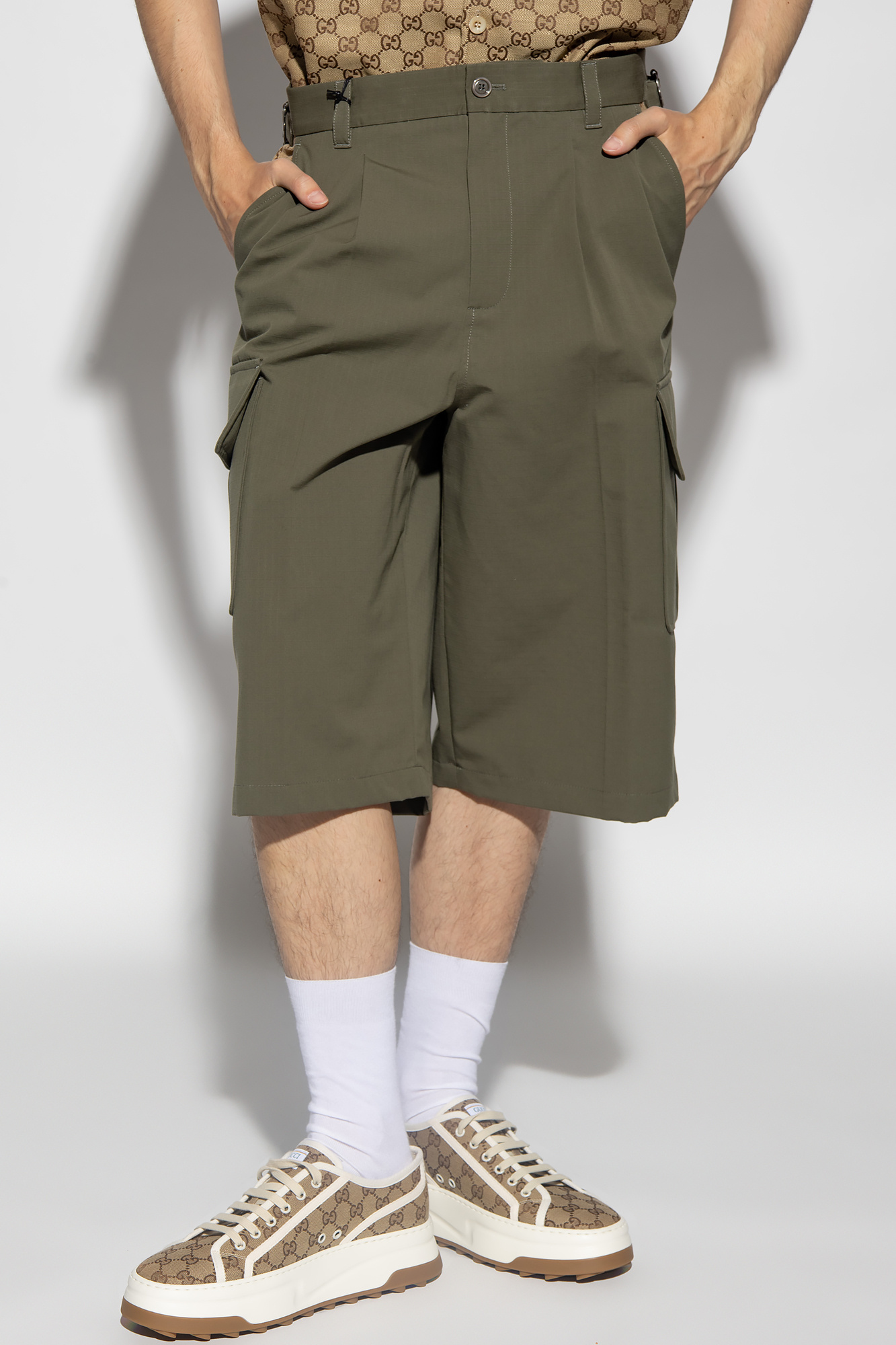 Gucci hot sale khaki shorts